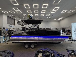 2026 Avalon LSZ 2385 Rear Fish