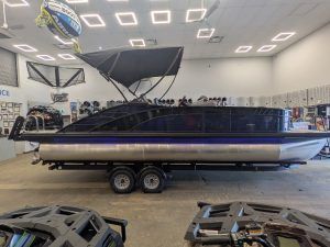 2026 Bennington 23 LT Swingback Bowrider