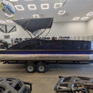 2026 Bennington 23 LT Swingback Bowrider