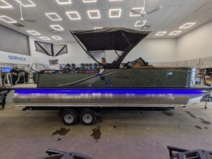 2026 Avalon LSZ 2385 Versatile Rear Bench Windshield