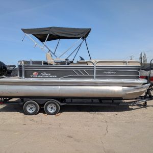 2022 Sun Tracker Party Barge 20 DLX