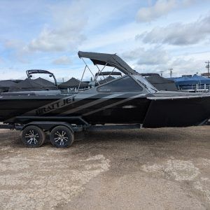 2020 Bratt Jet Husky